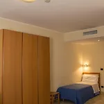 Hotell Parini 3*