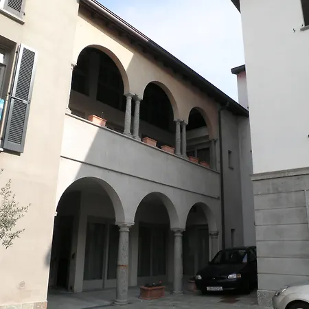 Parini Szálloda Bosisio Parini